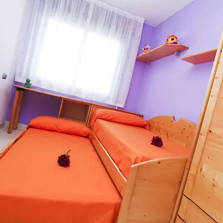 J Tramuntana Planet Costa Dorada Apartamento *