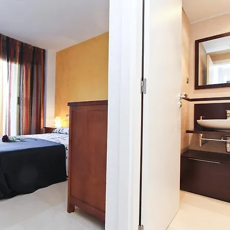 J Tramuntana Planet Costa Dorada Apartamento