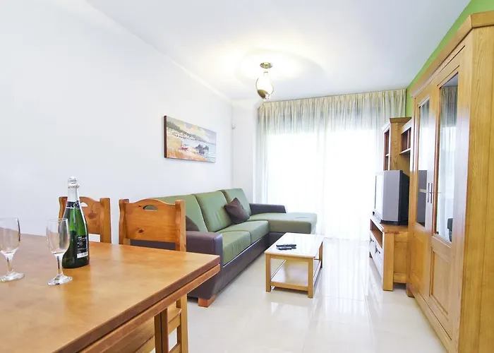 J Tramuntana Planet Costa Dorada Apartmán *