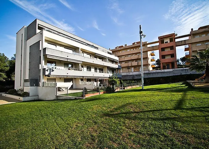 J Tramuntana Planet Costa Dorada Salou